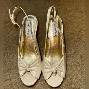 NEW Steve Madden Bow Tie Ivory Leather Platform Heel Size 7.5
